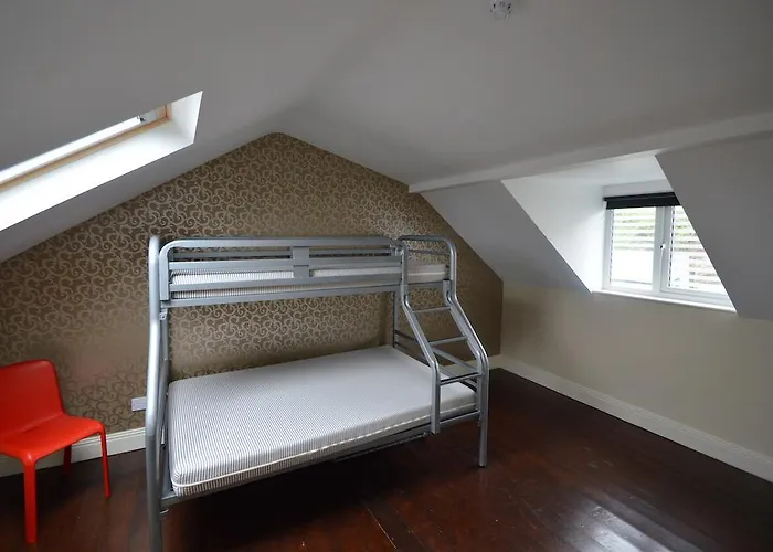 Oscar's Хостел *